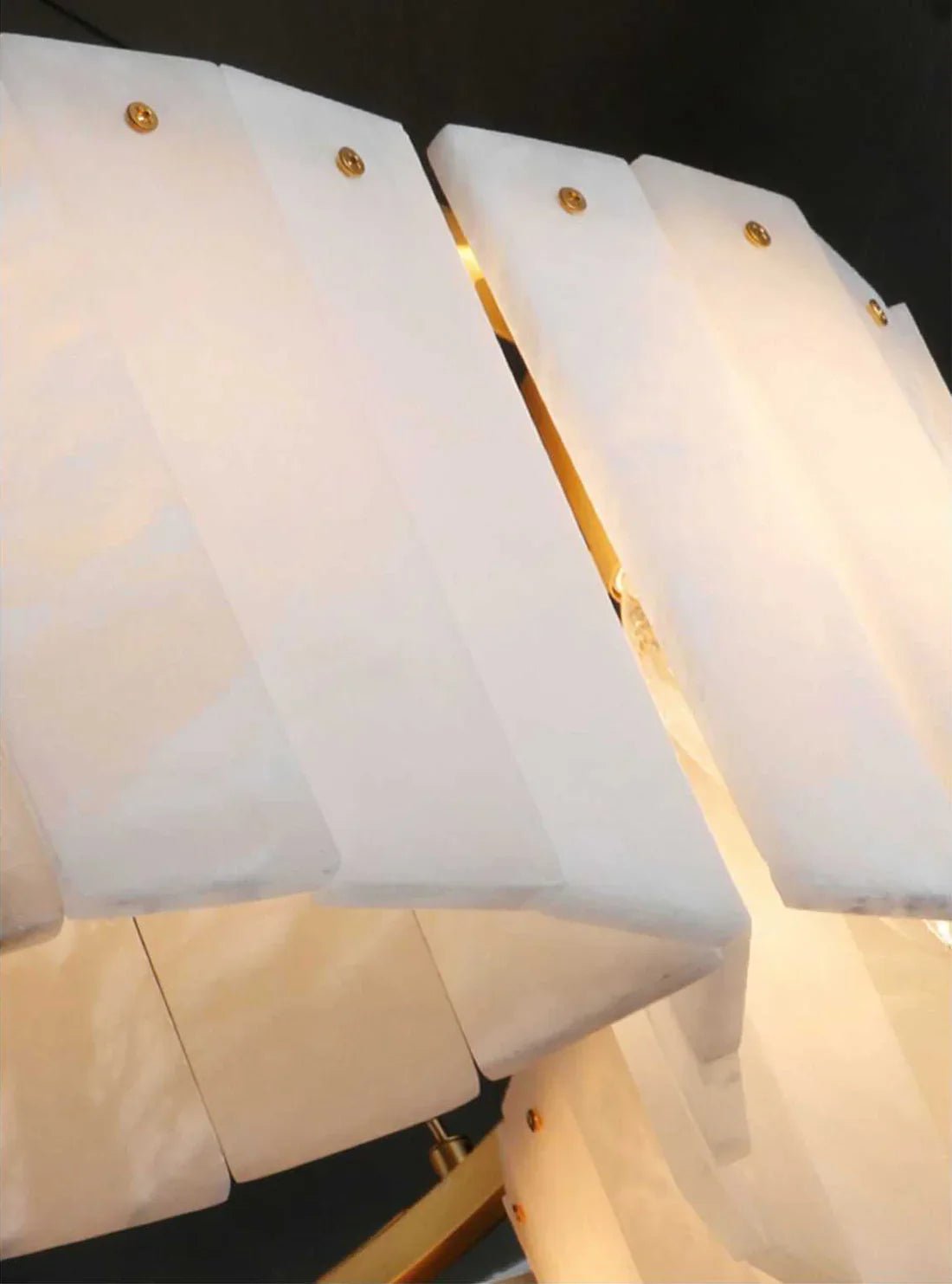 Alabaster Willamette Chandelier-Nobipets