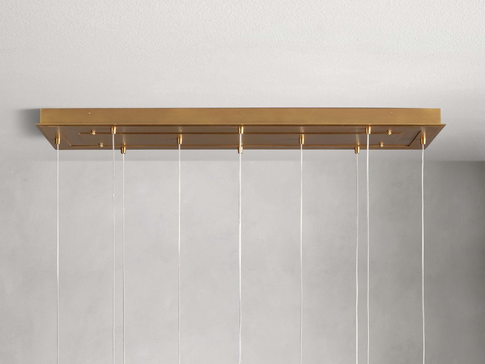 Casen Linear Chandelier-Nobipets