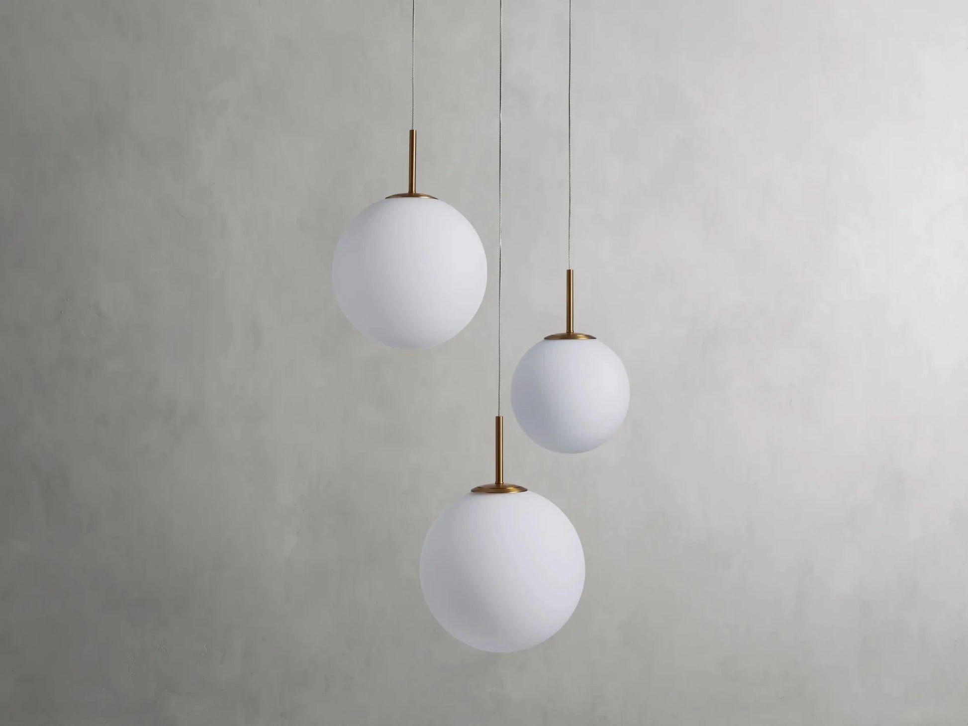 Casen Round Chandelier-Nobipets