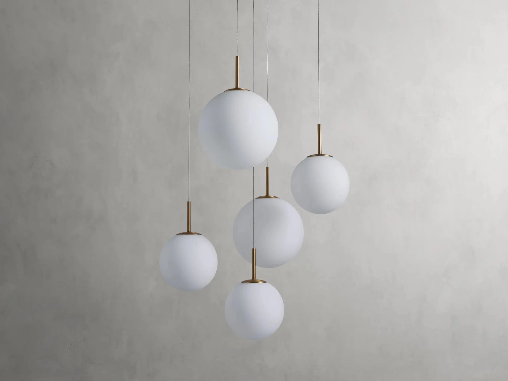 Casen Round Chandelier-Nobipets