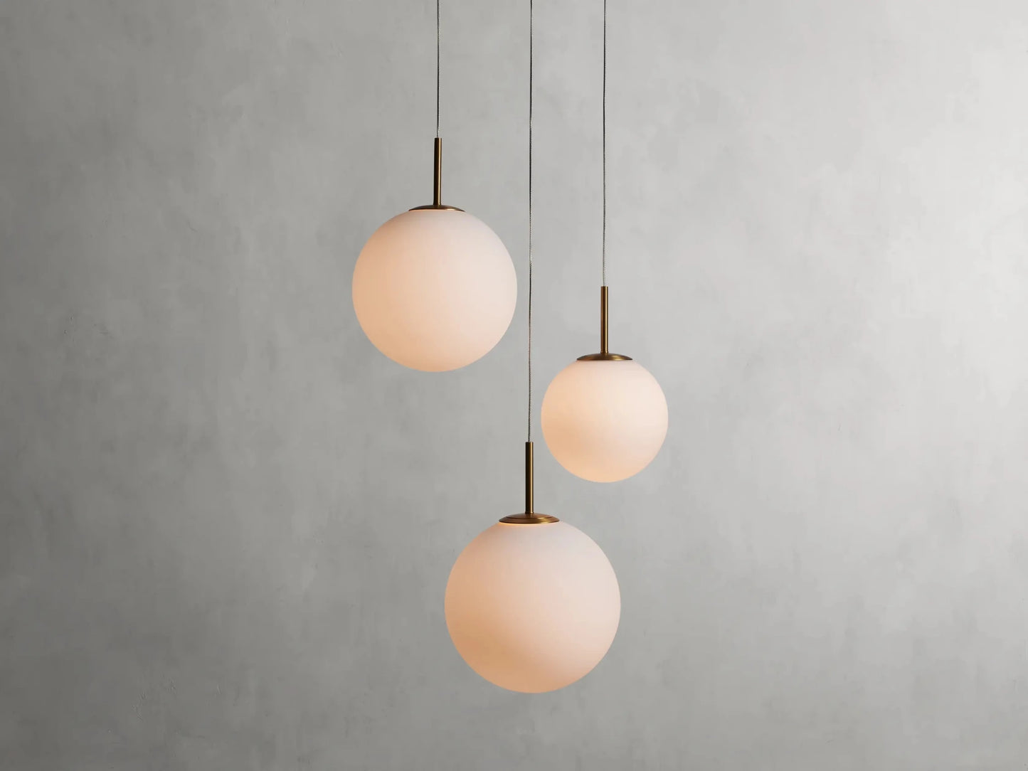 Casen Round Chandelier-Nobipets