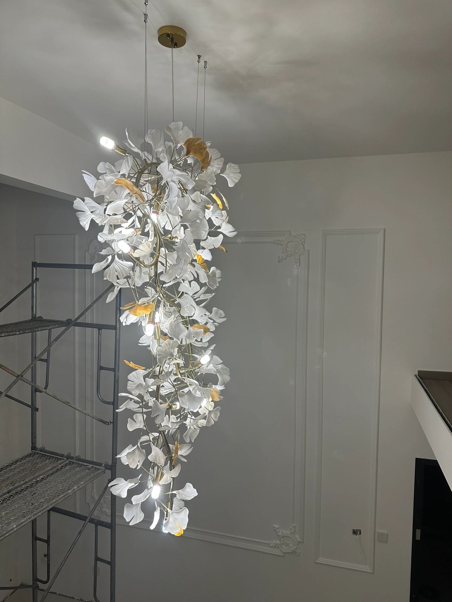 Ceramics Ginkgo Leaves Twig Chandelier Tree Branch Shaped Pendant Light For High Ceiling Living Room Hotel Hall-Nobipets