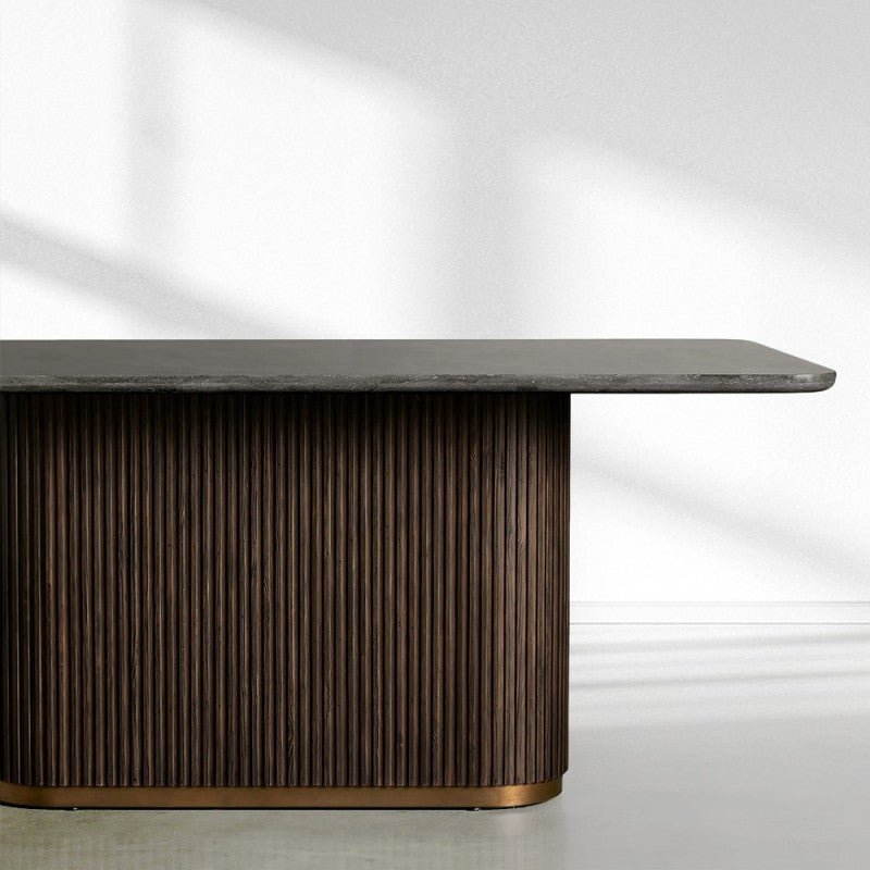 Finnley Dining Table