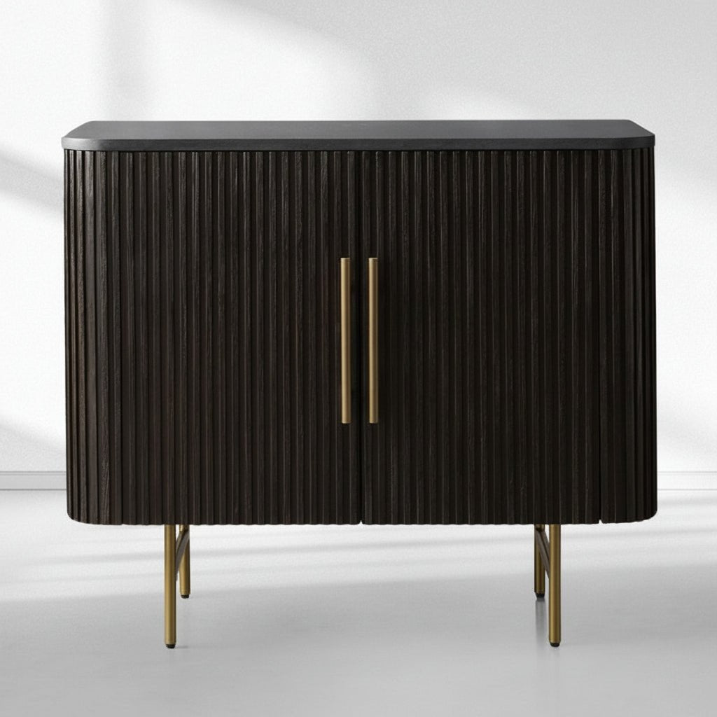 Finnley Hall Chest