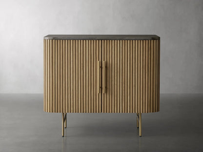 Finnley Hall Chest