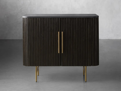 Finnley Hall Chest