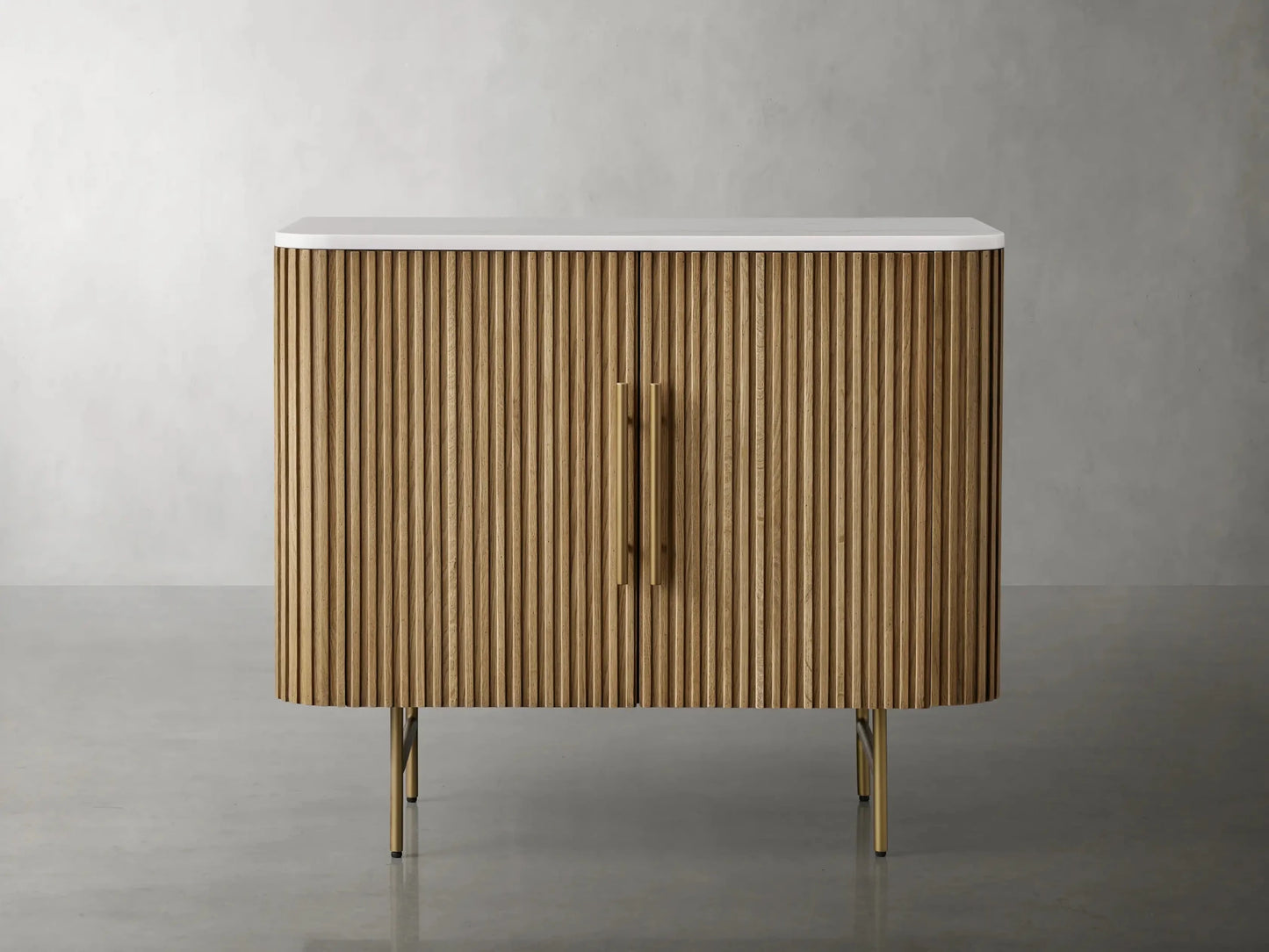 Finnley Hall Chest