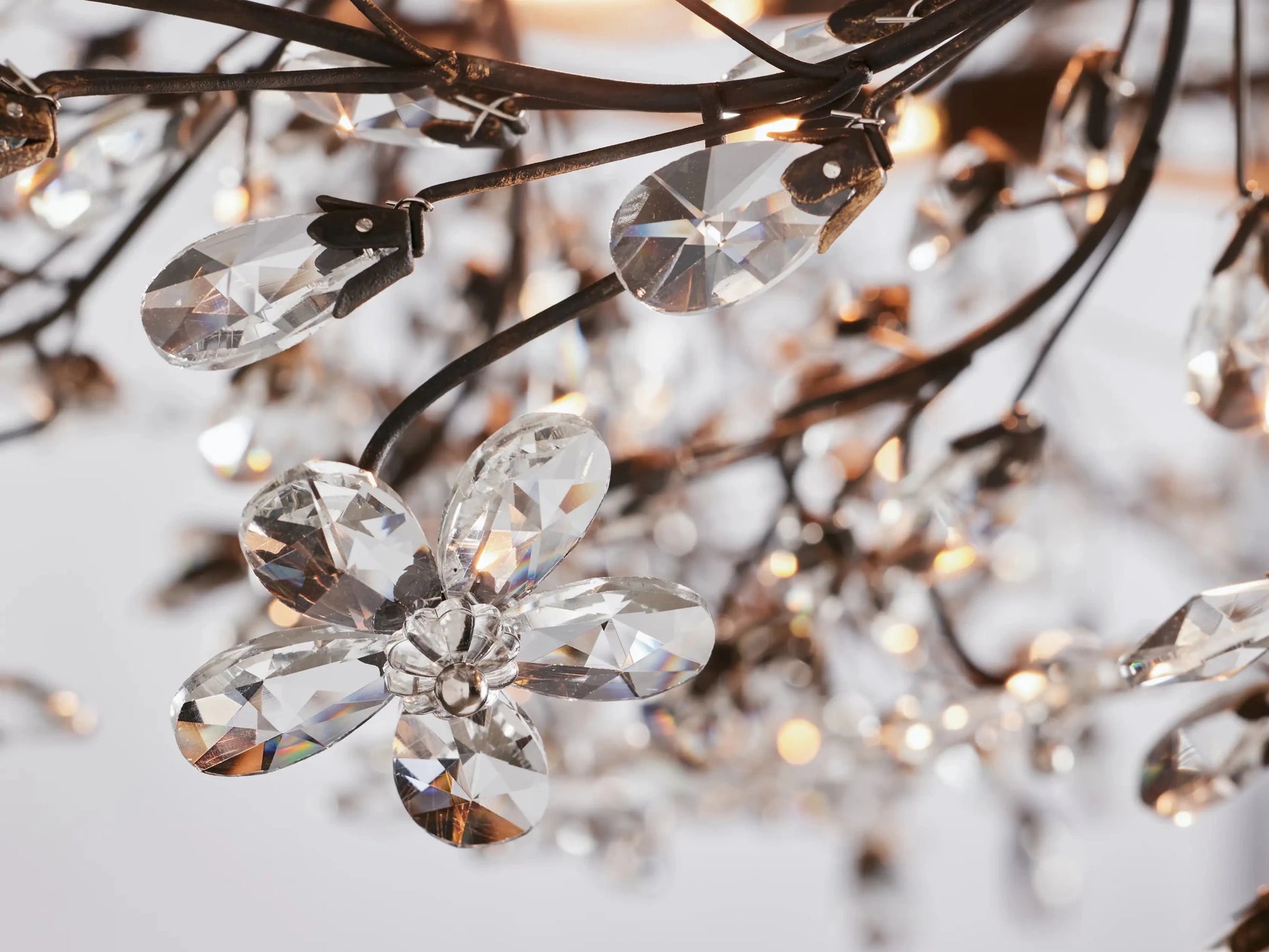 Fiore Crown Chandelier-Nobipets
