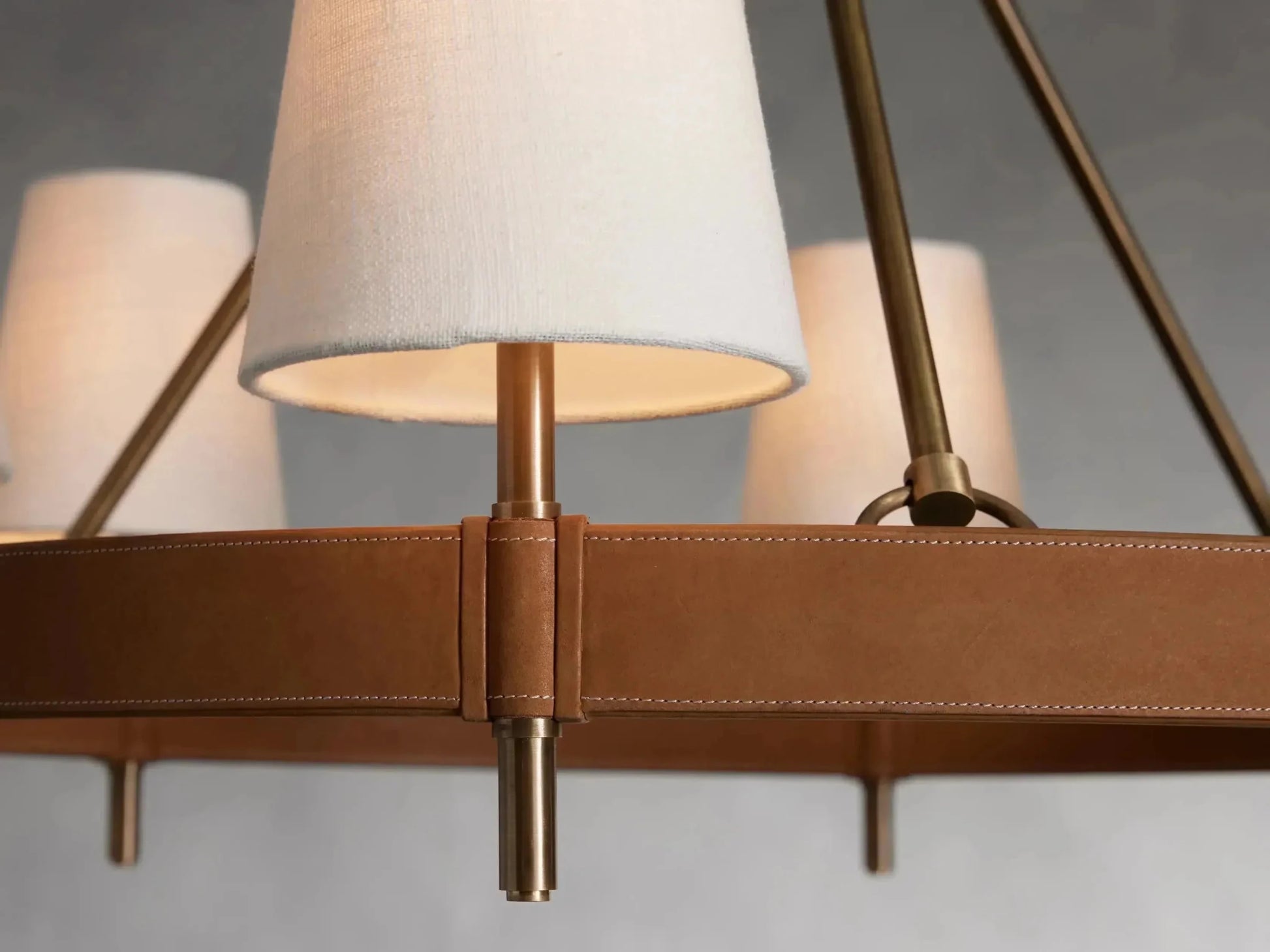 Hastings Halo Chandelier-Nobipets