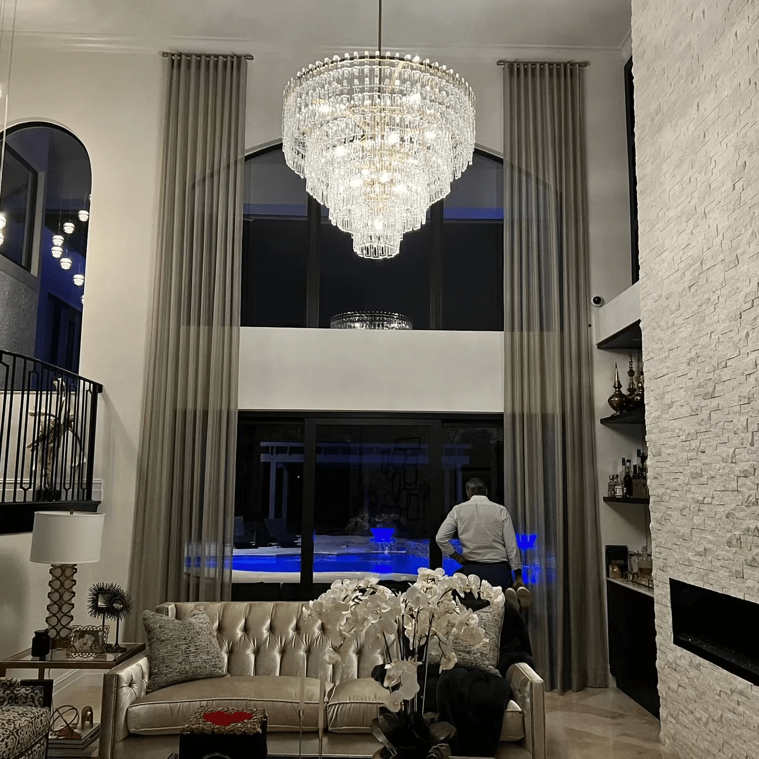 Marigan Round Chandelier-Nobipets