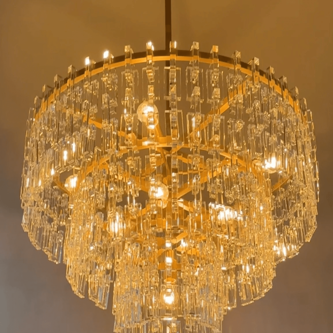 Marigan Round Chandelier-Nobipets
