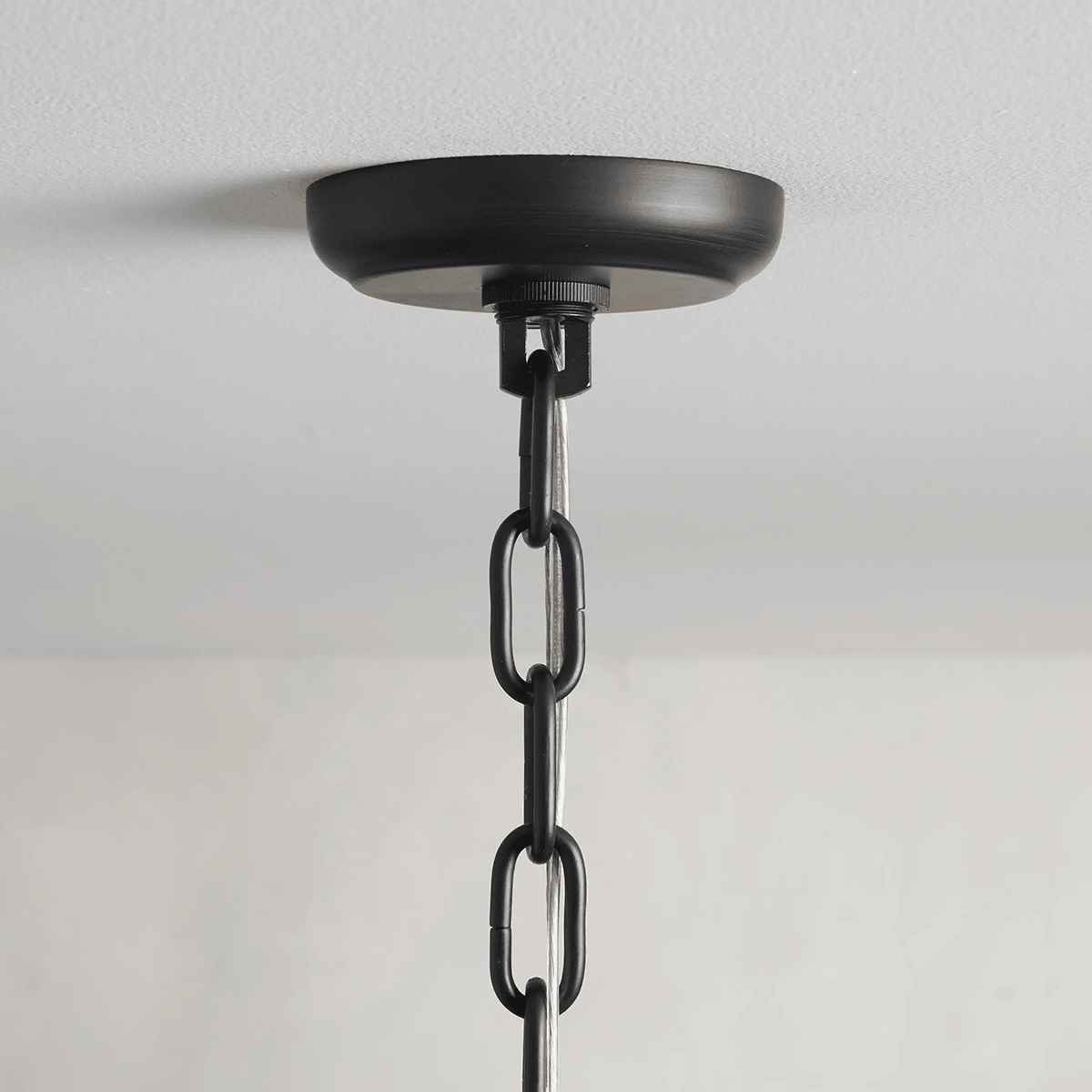 Modern Amaya Round Chandelier-Nobipets