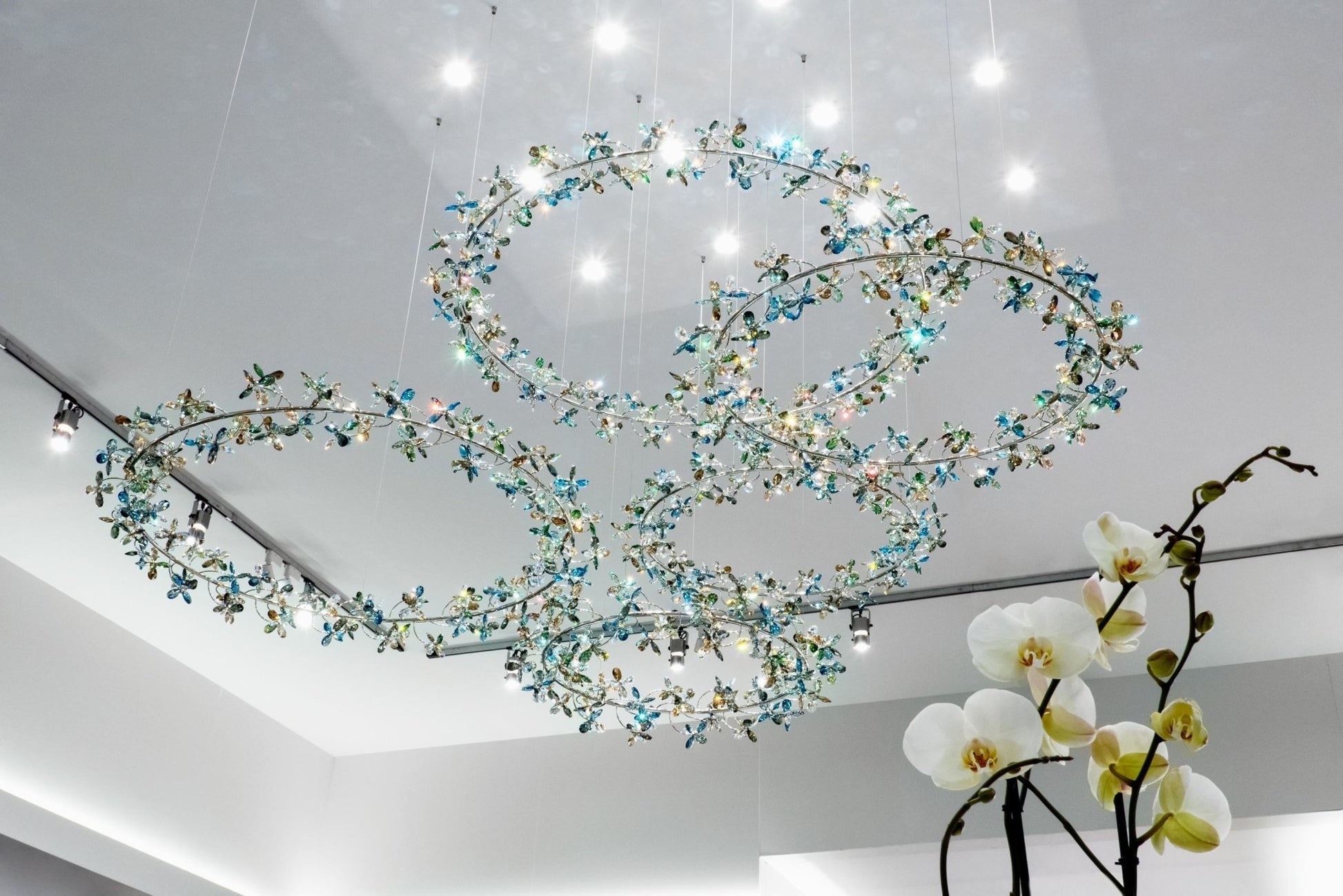Modern Art Design Floral Crown Crystal Chandelier-Nobipets