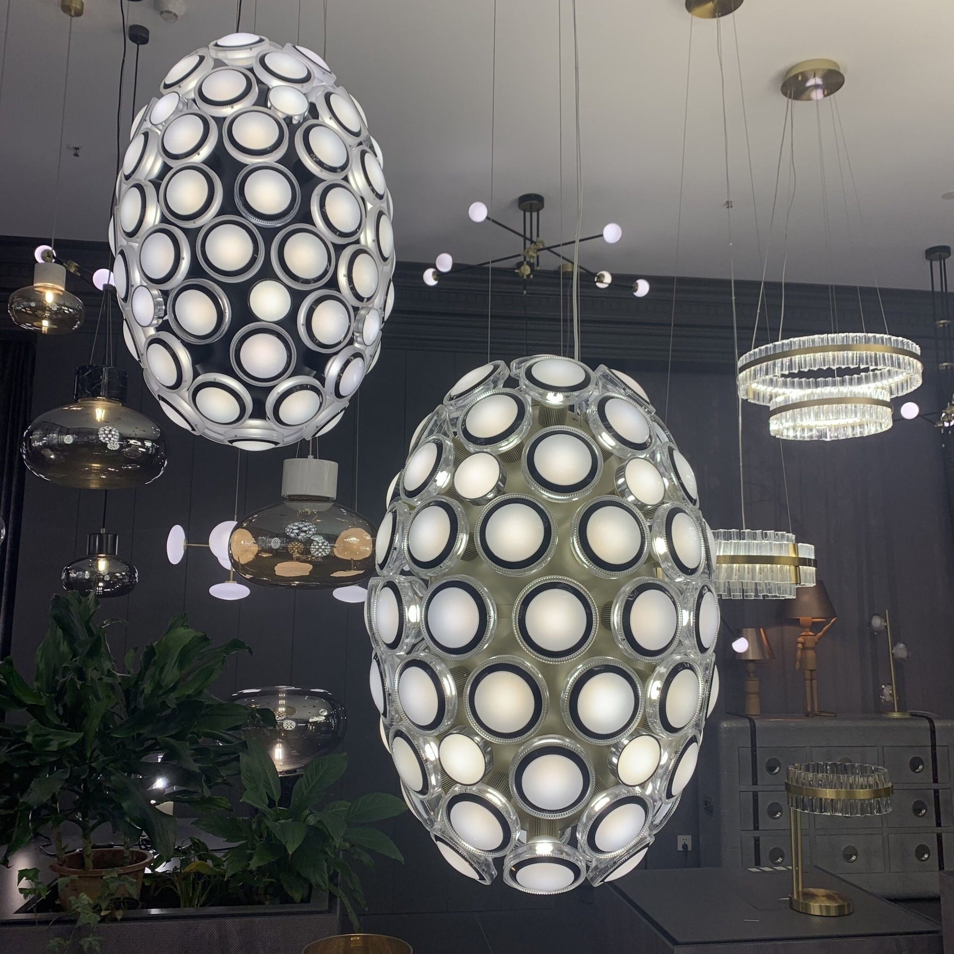 Modern Art Egg-shaped Chandelier Iconic Eyes LED Pendant Light For Dining Room/Living Room-Nobipets