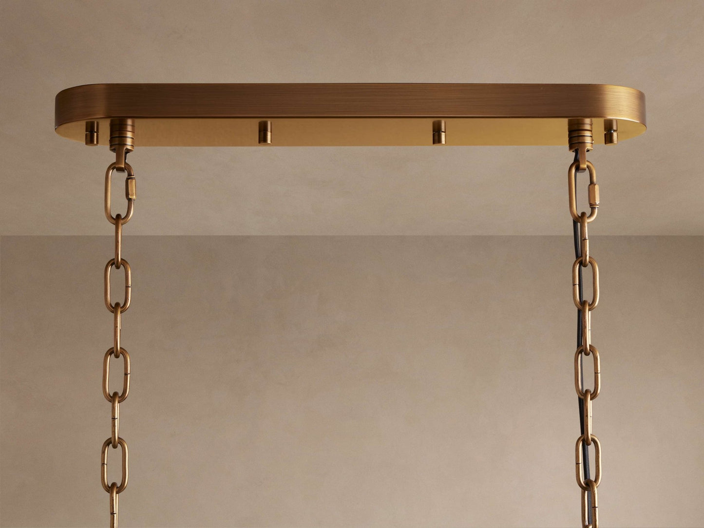 Neve Linear Chandelier