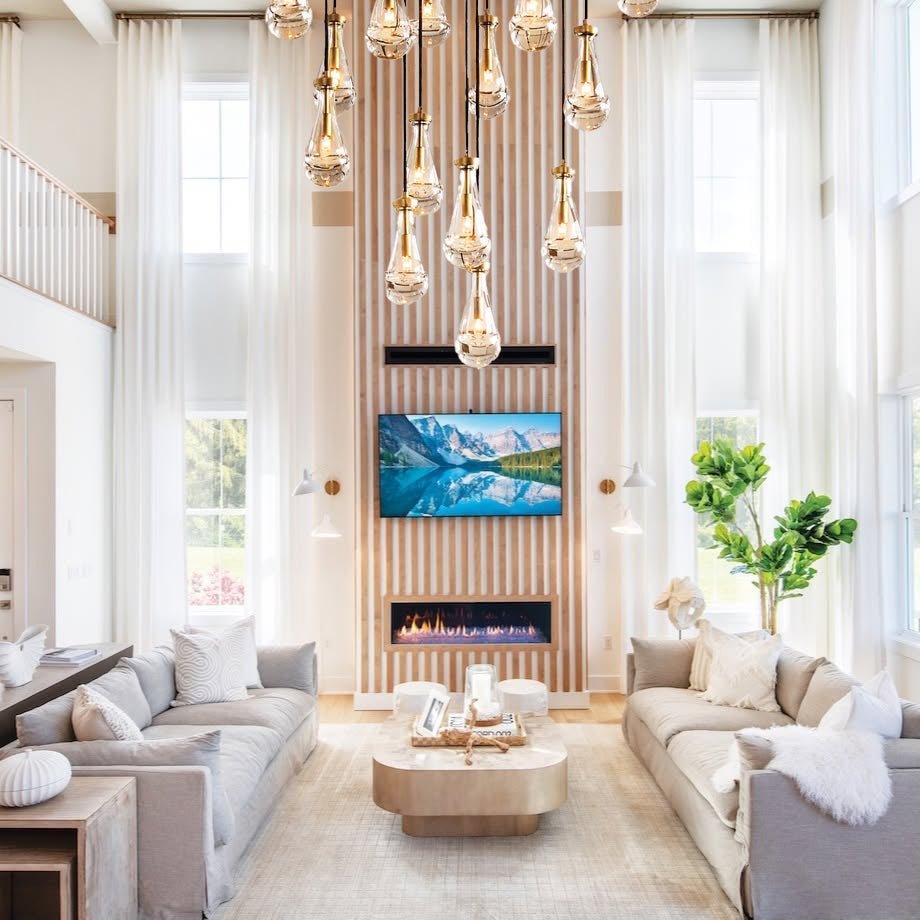 Rainy Round Chandelier