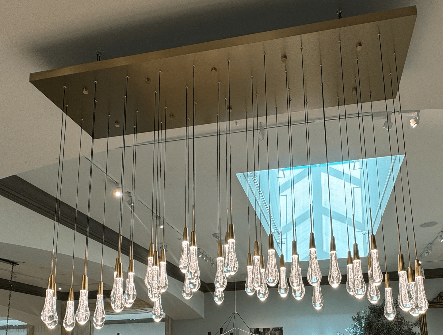 Solitaire Linear Chandelier 37"50"70"87"120"-Nobipets