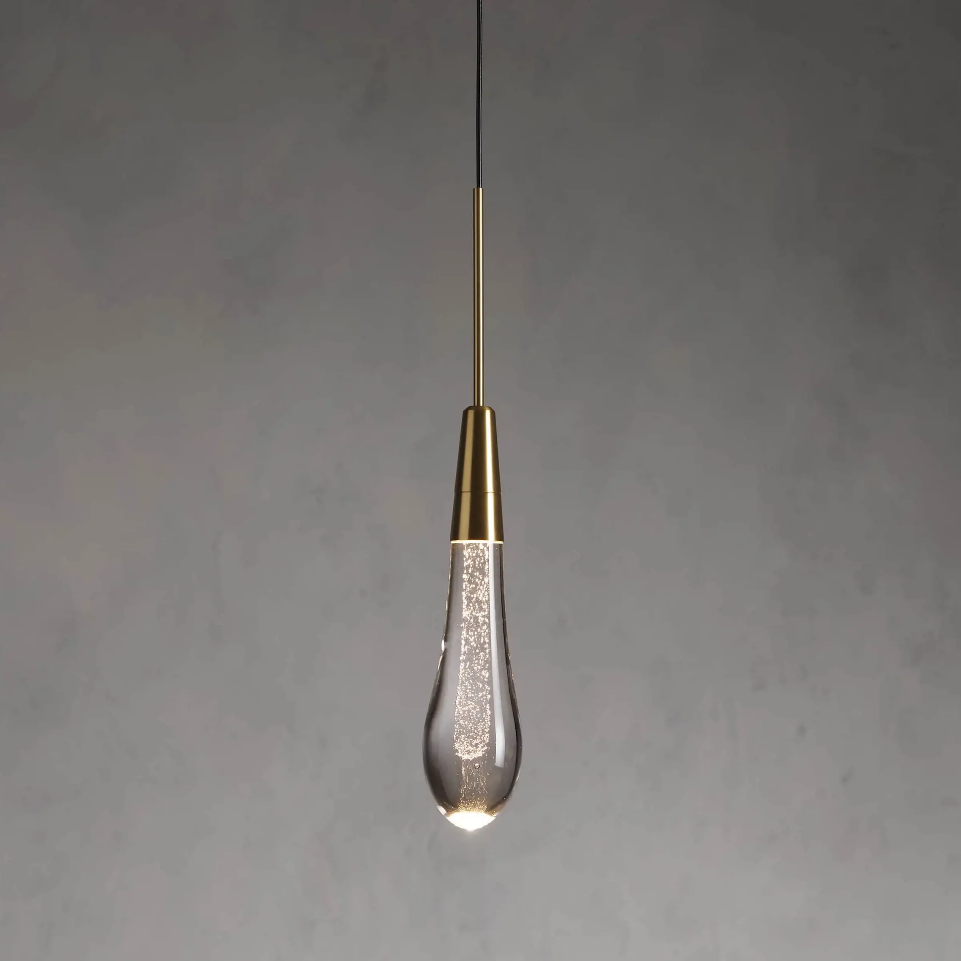 SOLITAIRE MODERN PENDANT 2"