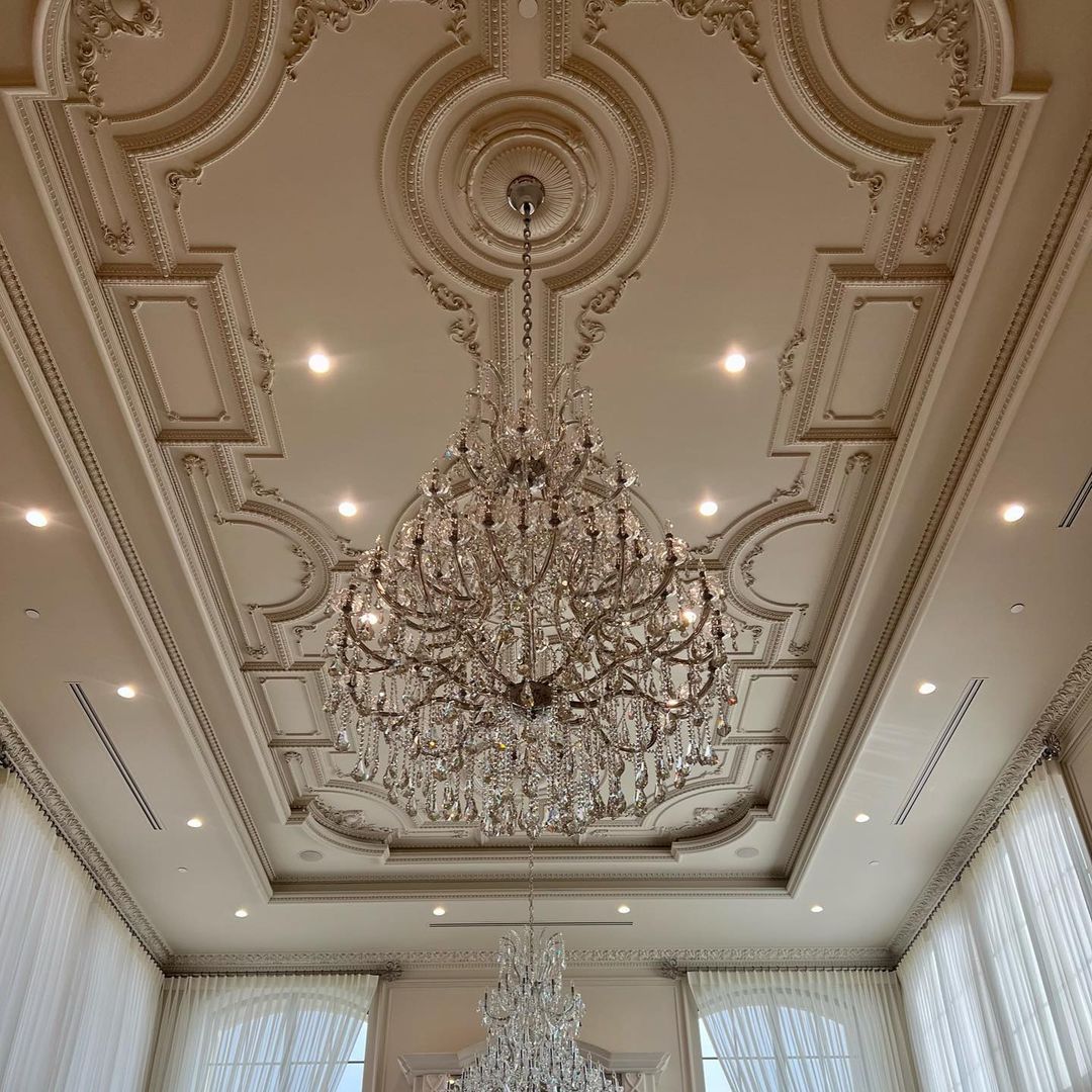 Traditional Candle Crystal Chandelier for Staircase/Foyer/Living Room/Villa-Nobipets