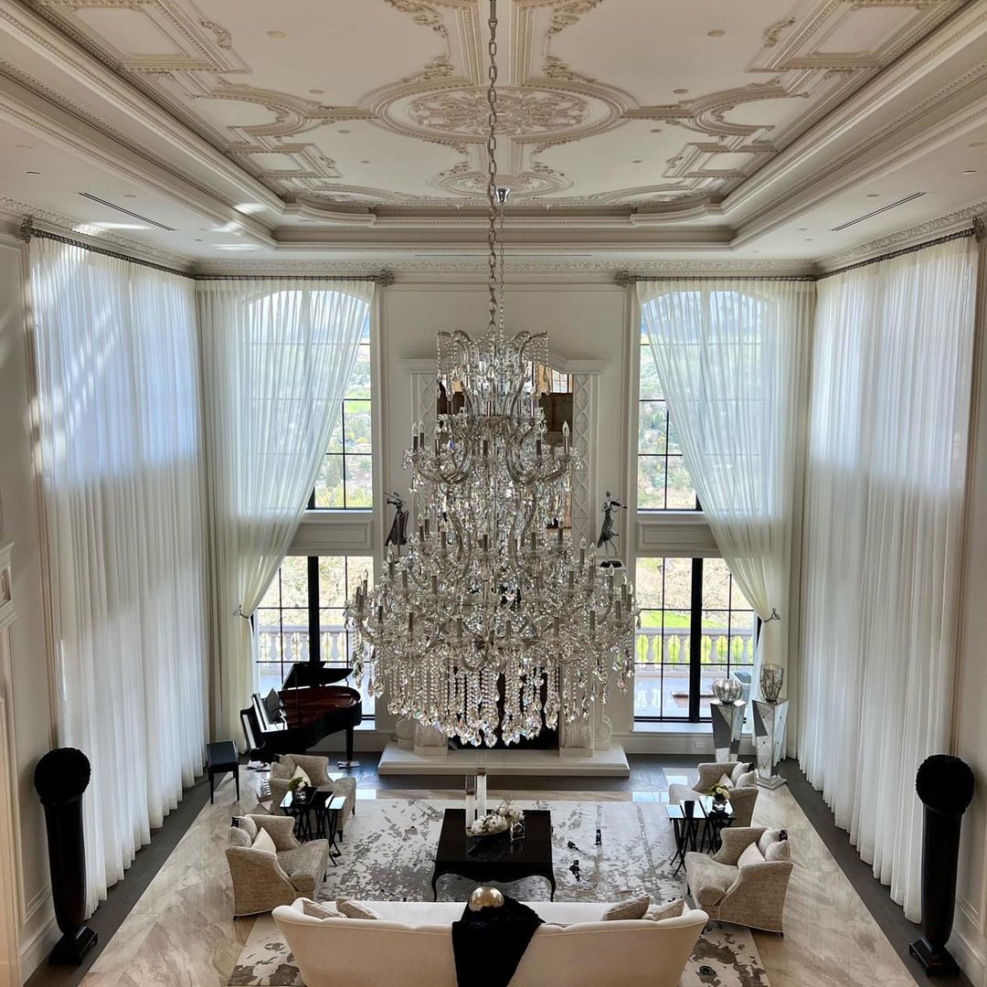 Traditional Candle Crystal Chandelier for Staircase/Foyer/Living Room/Villa-Nobipets