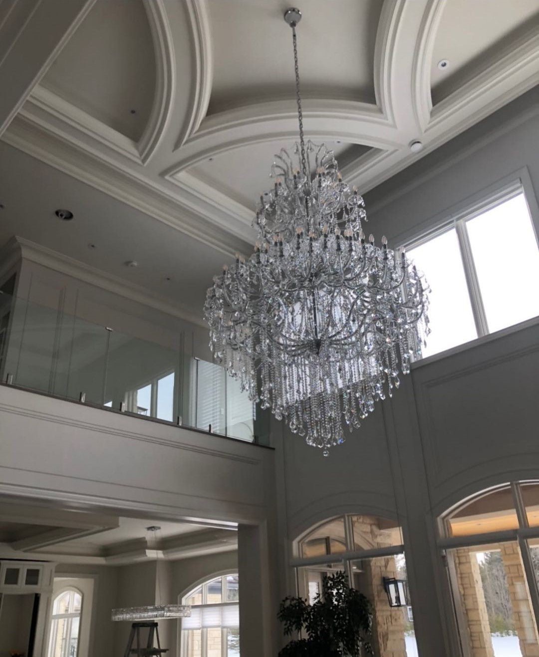 Traditional Candle Crystal Chandelier for Staircase/Foyer/Living Room/Villa-Nobipets